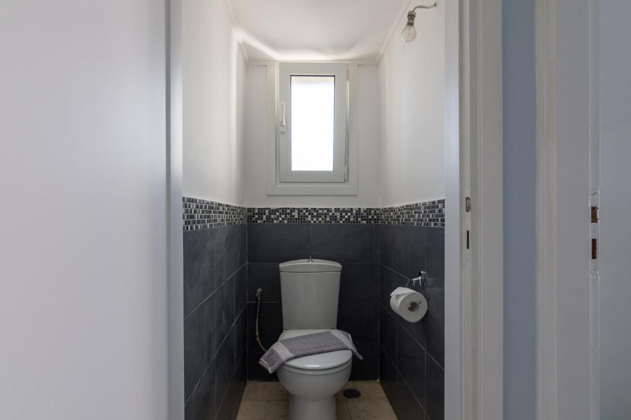 Spacious And Modern Flat For 4 Atenas Exterior foto