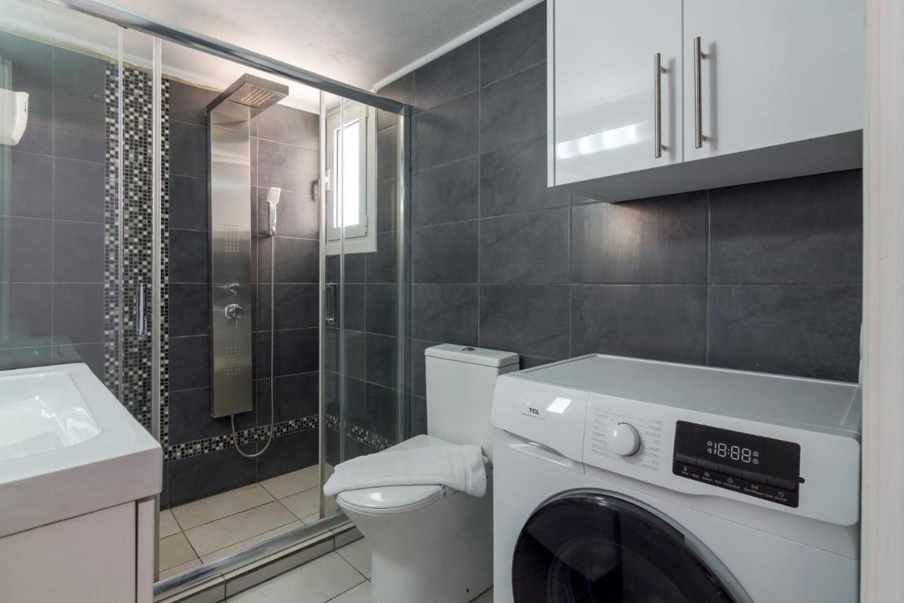 Spacious And Modern Flat For 4 Atenas Exterior foto