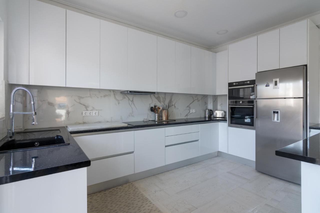Spacious And Modern Flat For 4 Atenas Exterior foto